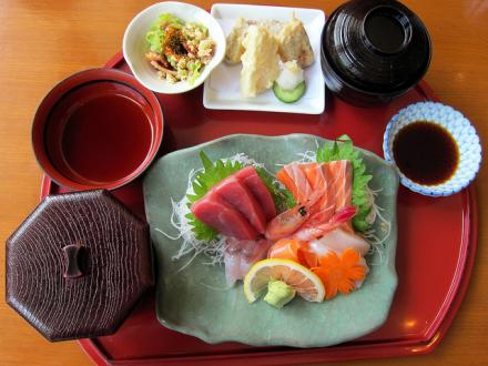 Salmon Sashimi Set