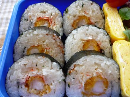  | Вот так обедают японцы  | суши, роллы, сашими