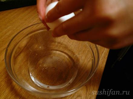 1. в глубокую чашку наливаем холодную воду | суши, роллы, сашими