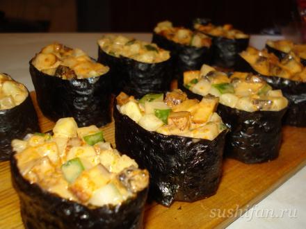 Много вкусных гунканов | суши, роллы, сашими